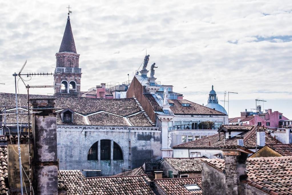 Apartamento Attic Behind St. Mark'S Square Venecia Exterior foto